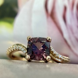 Color Change Garnet Ring