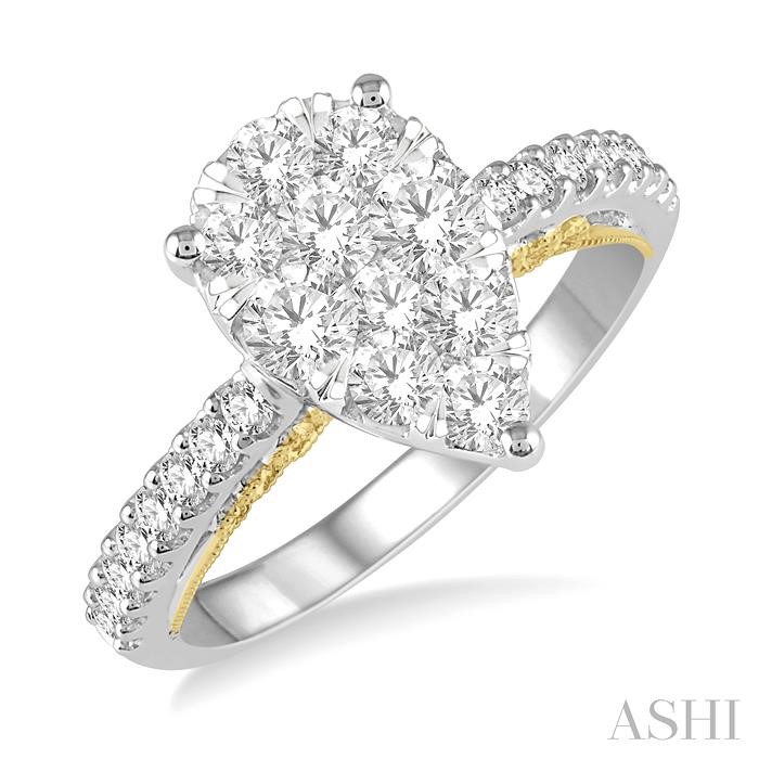 PEAR SHAPE LOVEBRIGHT ESSENTIAL DIAMOND ENGAGEMENT RING