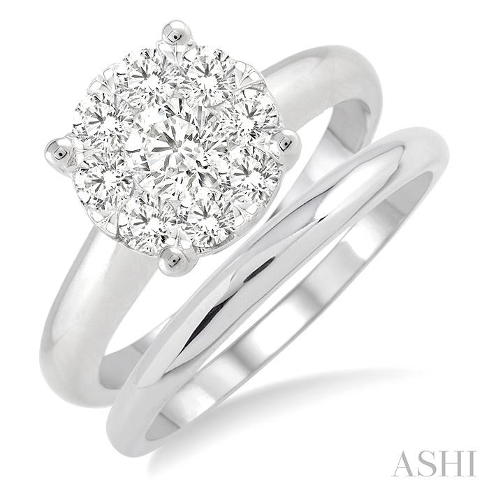 Round Shape Lovebright Diamond Wedding Set