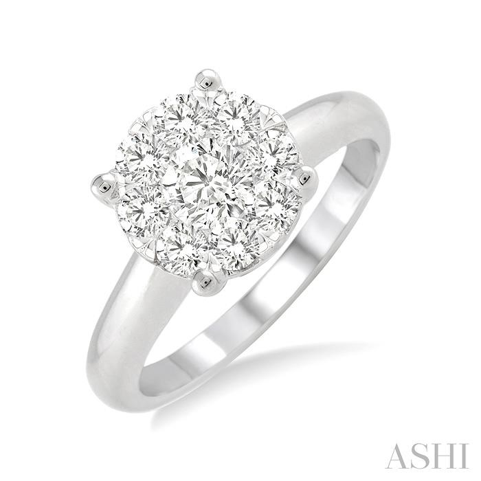 Round Shape Lovebright Essential Diamond Engagement Ring