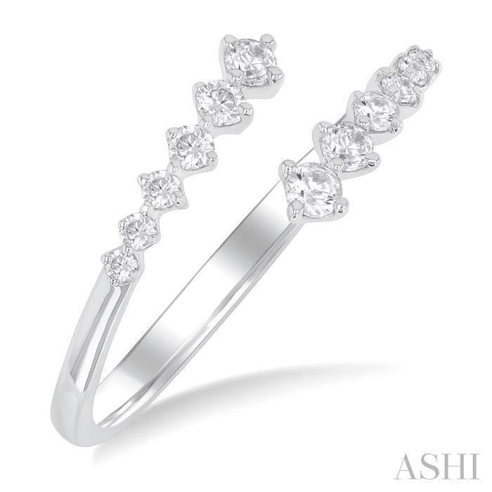 Graduated Diamond Fashion Open Ring