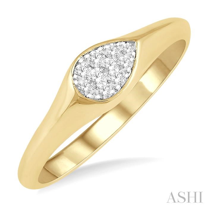 Pear Shape Lovebright Essential Diamond Signet Ring