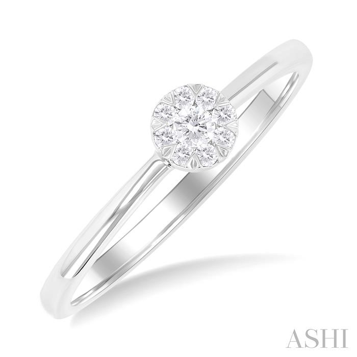 Round Shape Lovebright Petite Diamond Ring