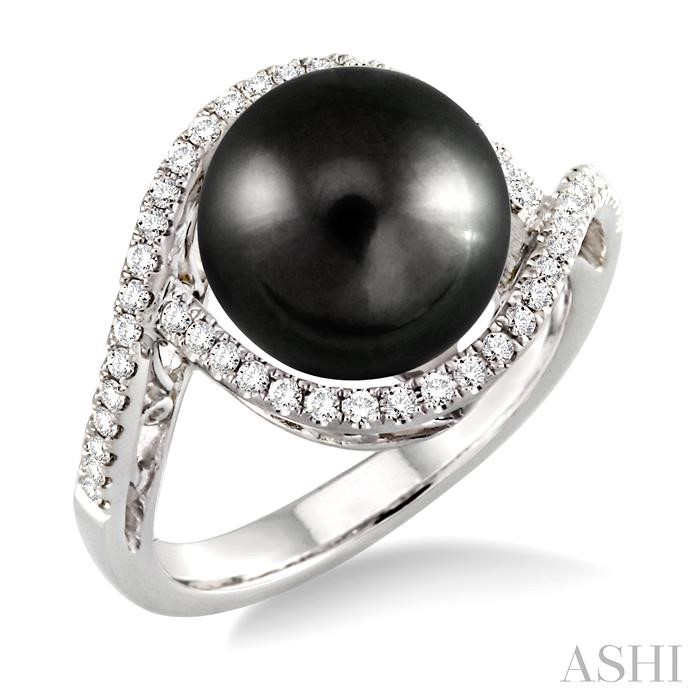 Black Pearl & Halo Diamond Ring