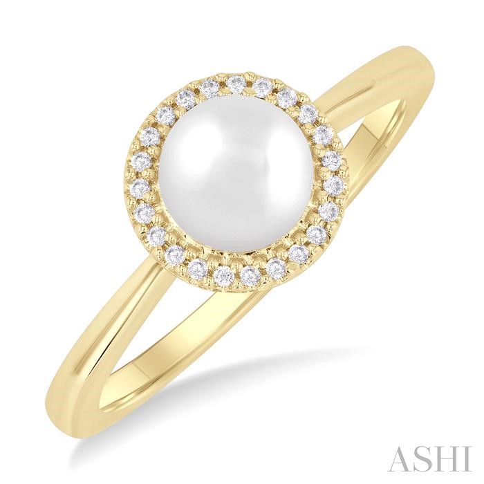 Pearl & Petite Halo Diamond Fashion Ring