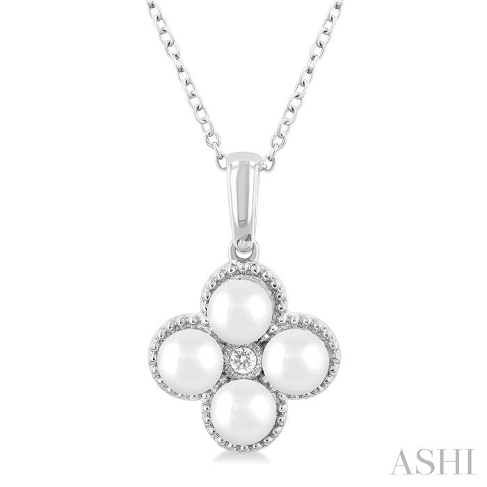 CLOVER PEARL & DIAMOND FASHION PENDANT