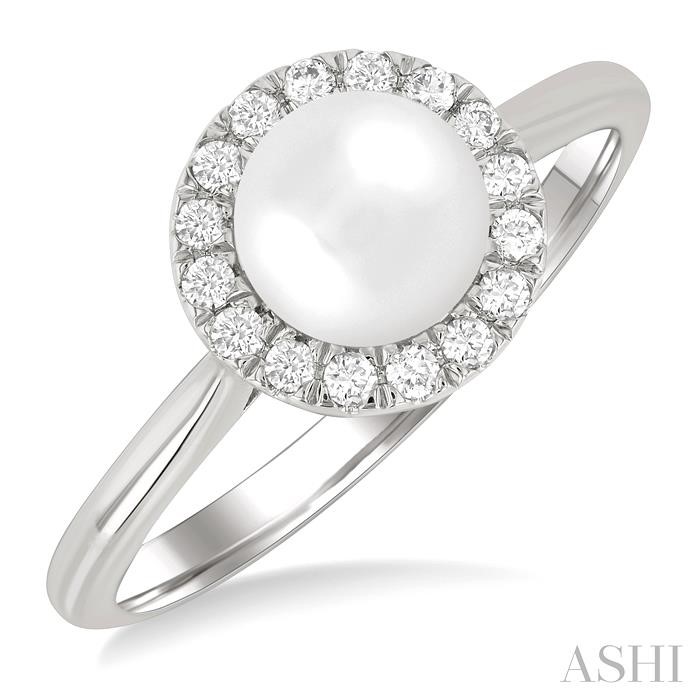 Pearl & Halo Diamond Ring