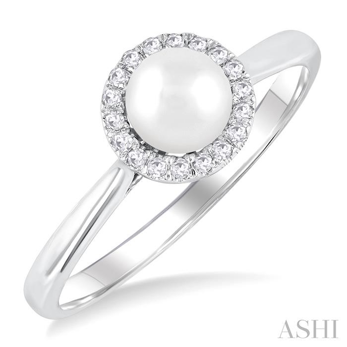 Pearl & Halo Diamond Ring