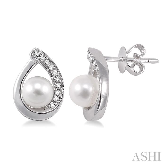 PEARL & DIAMOND FASHION EARRINGS