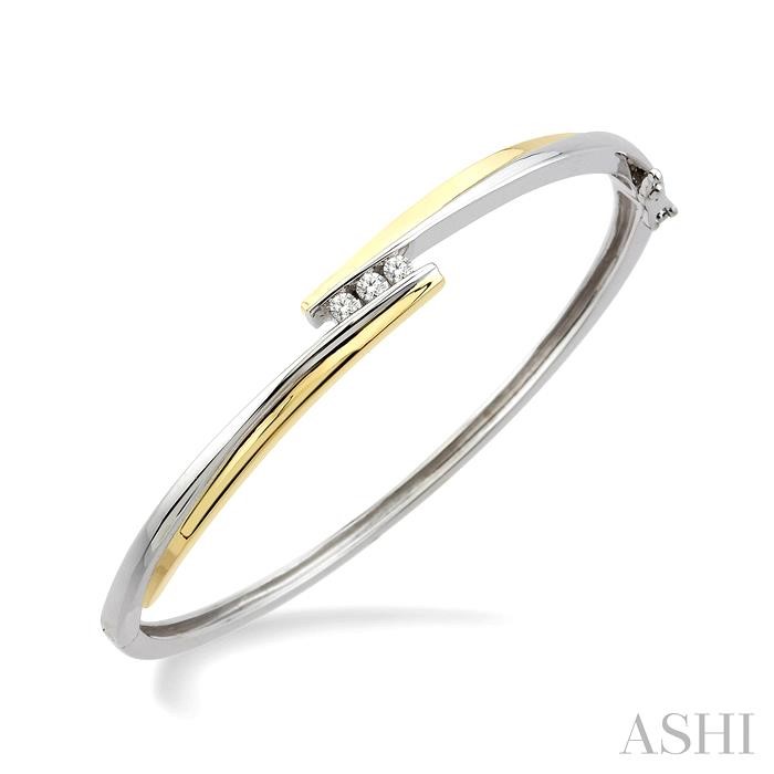 3 STONE CHANNEL SET DIAMOND BANGLE