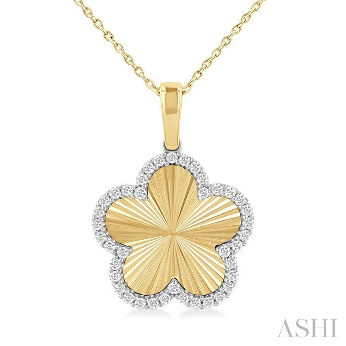 CLOVER FLUTED DIAMOND FASHION PENDANT