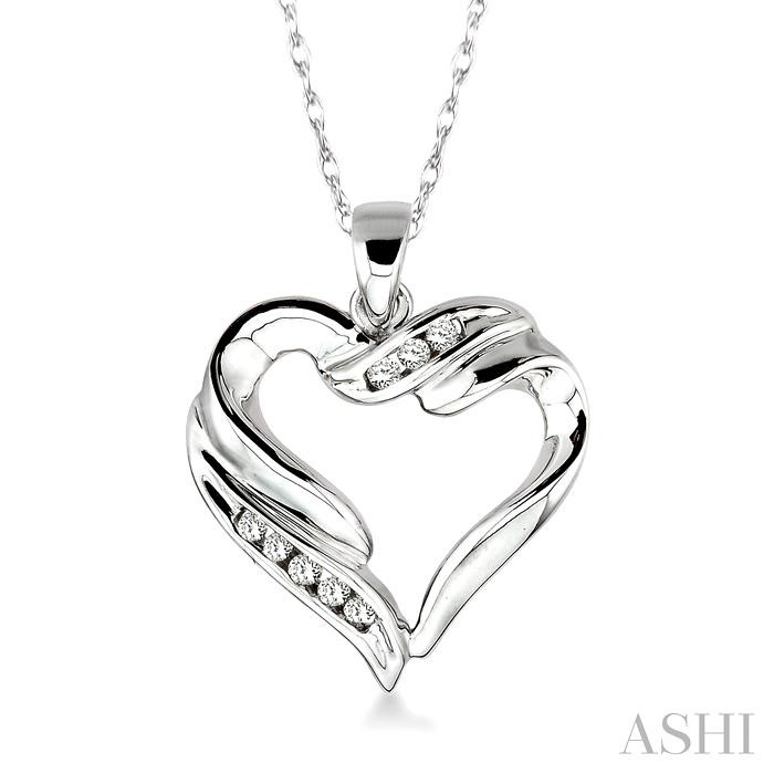 HEART SHAPE DIAMOND FASHION PENDANT