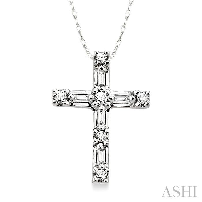 CROSS DIAMOND PENDANT