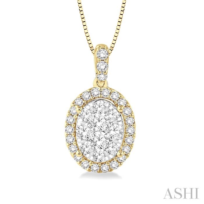 Oval Shape Halo Lovebright Essential Diamond Pendant