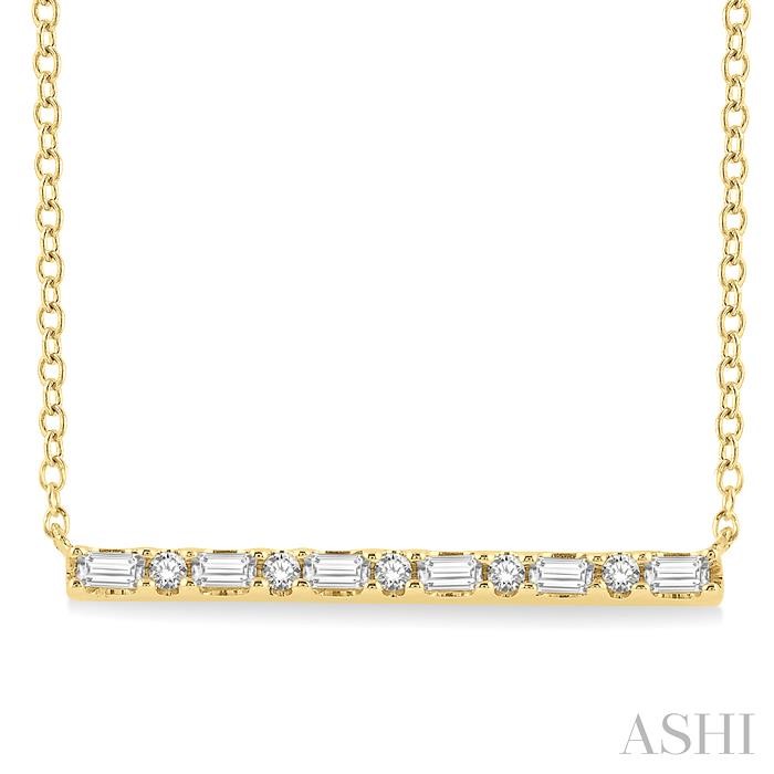 BAR PETITE DIAMOND FASHION NECKLACE